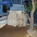 施工中（3） 滝石組み