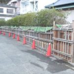 施工中（5） 版築壁、鉄筋溶接中