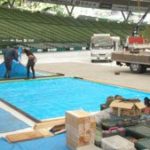 施工中(1) いよいよドームでの作り込み開始。 2日間で仕上げます。