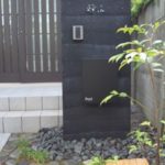 施工後(23) 門柱 アプローチ