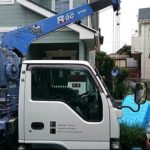 施工中（1） お清めをしてから伐根、整地開始