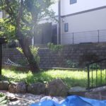 施工前（1） 草が荒れています