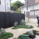 施工中（13） 砂紋引き