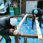 施工中（2）柱の加工