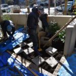 施工中(3)平板据え付け