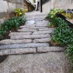 施工後　小端石敷き