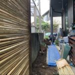 施工中　御簾垣作成中