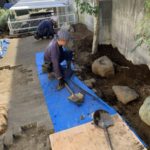 施工中（6）水鉢 設置